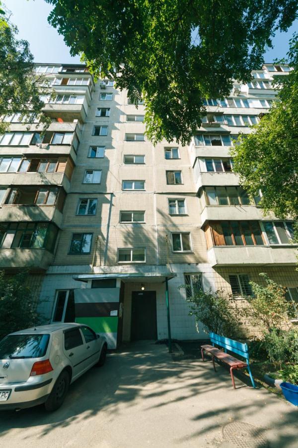 Уютная квартира на Лукьяновке Киев Экстерьер фото